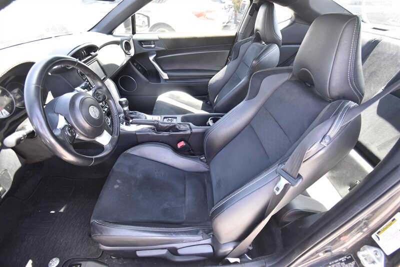 2019 Toyota 86 GT   - Photo 8 - Midway City, CA 92655