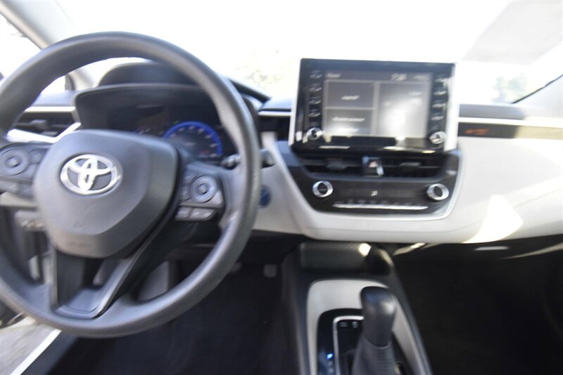 2020 Toyota Corolla Hybrid Hybrid LE   - Photo 8 - Midway City, CA 92655