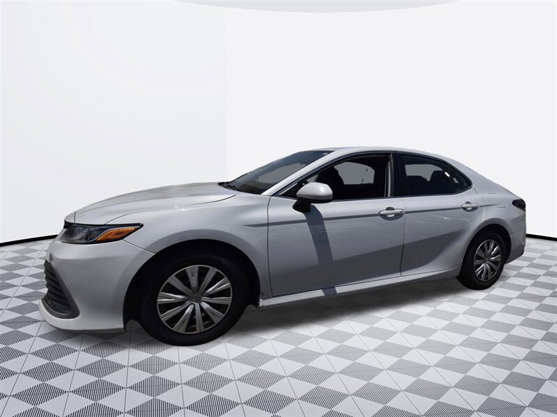 2023 Toyota Camry Hybrid Hybrid LE   - Photo 7 - Midway City, CA 92655