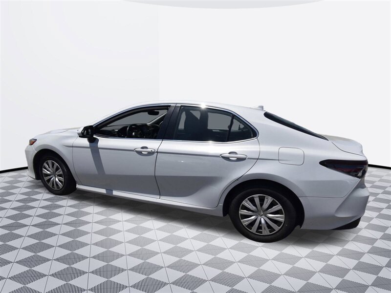 2023 Toyota Camry Hybrid Hybrid LE   - Photo 6 - Midway City, CA 92655