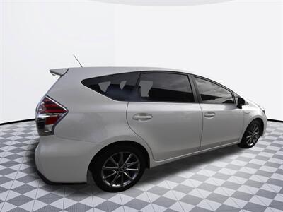 2012 Toyota Prius v Five - Photo 4 - Midway City, CA 92655