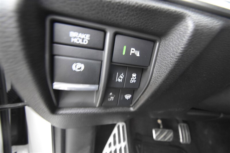 2019 Acura MDX Sport Hybrid w/Advance Pkg   - Photo 16 - Midway City, CA 92655