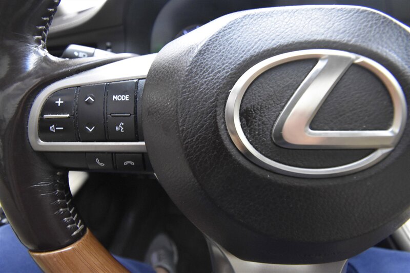 2018 Lexus ES 300h ES 300h - Photo 18 - Midway City, CA 92655