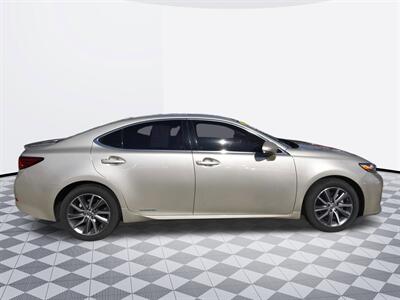 2018 Lexus ES 300h ES 300h - Photo 5 - Midway City, CA 92655