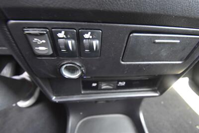 2015 Toyota Sienna SE Premium 8-Passenger   - Photo 19 - Midway City, CA 92655