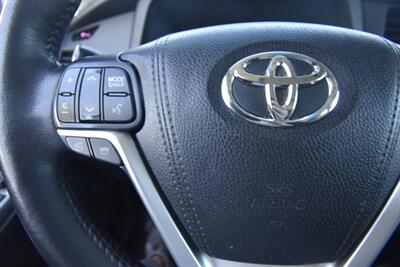 2015 Toyota Sienna SE Premium 8-Passenger   - Photo 15 - Midway City, CA 92655