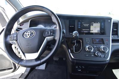 2015 Toyota Sienna SE Premium 8-Passenger   - Photo 6 - Midway City, CA 92655