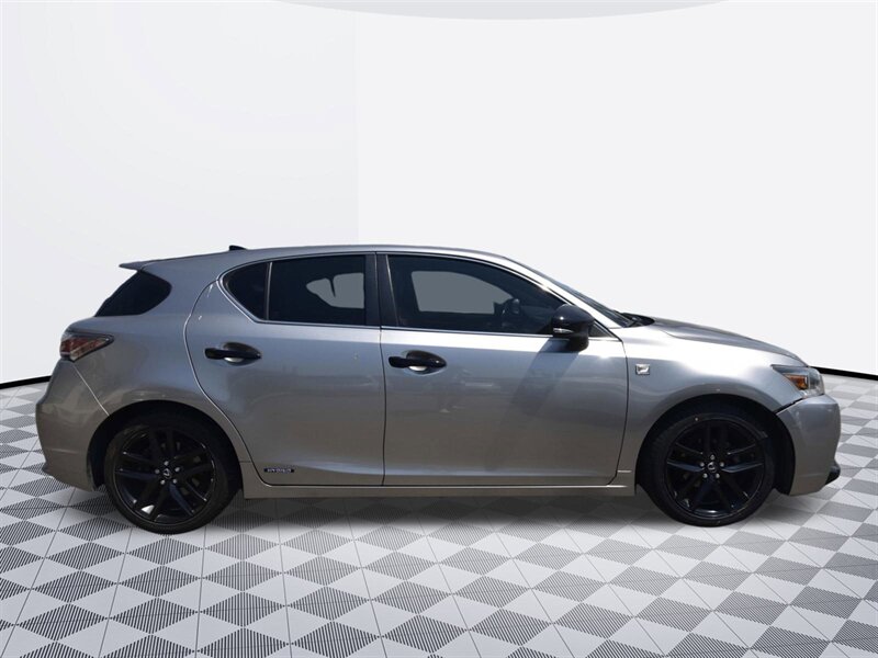 2016 Lexus CT 200h Hybrid   - Photo 5 - Midway City, CA 92655