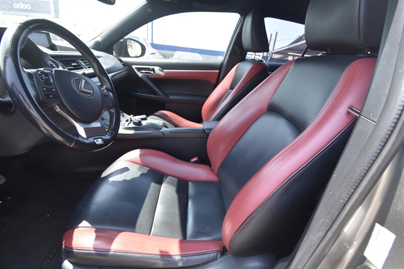 2016 Lexus CT 200h Hybrid   - Photo 9 - Midway City, CA 92655