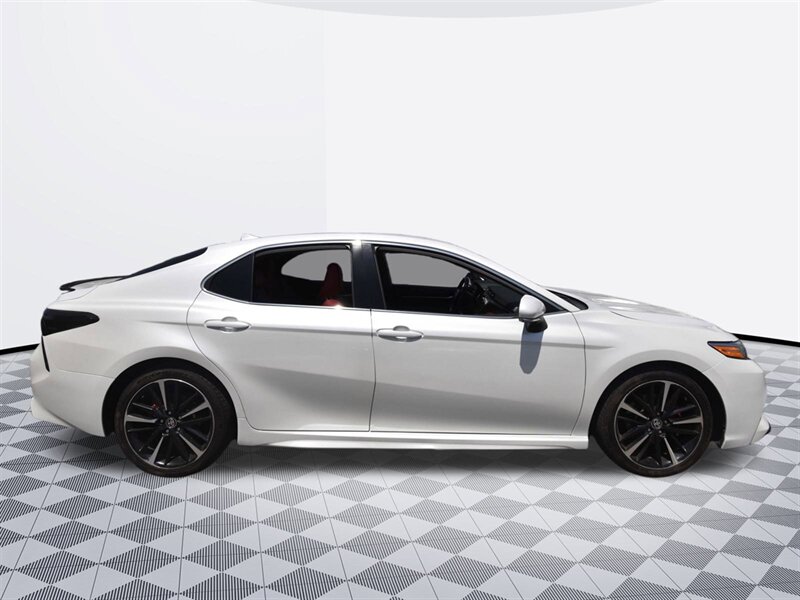 2020 Toyota Camry XSE   - Photo 5 - Midway City, CA 92655