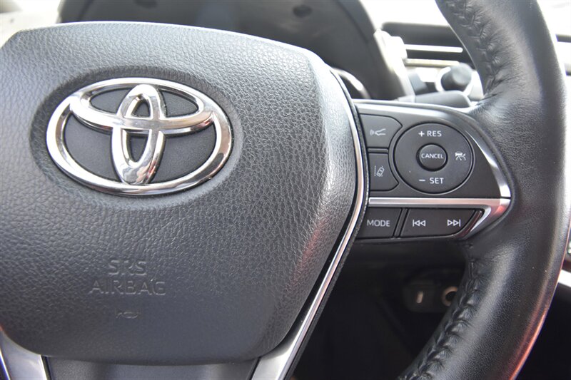 2020 Toyota Camry XSE   - Photo 10 - Midway City, CA 92655