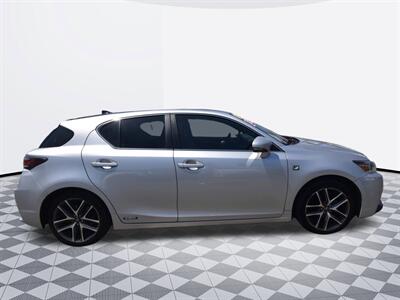 2016 Lexus CT 200h Hybrid   - Photo 4 - Midway City, CA 92655