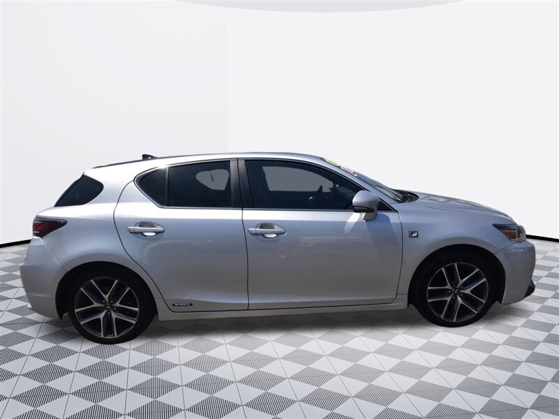 2016 Lexus CT 200h Hybrid   - Photo 4 - Midway City, CA 92655