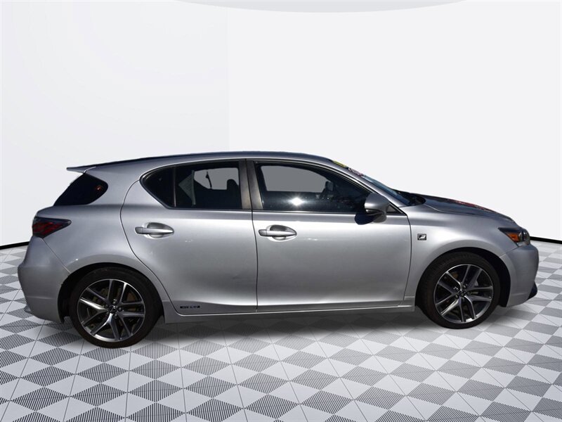 2016 Lexus CT 200h Hybrid   - Photo 5 - Midway City, CA 92655