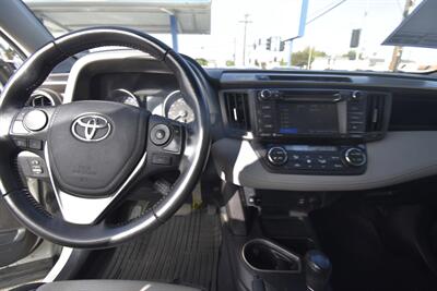2017 Toyota RAV4 XLE   - Photo 8 - Midway City, CA 92655