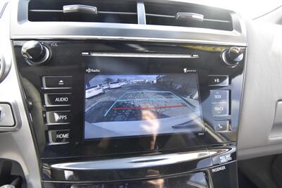 2013 Toyota Prius v Three   - Photo 11 - Midway City, CA 92655