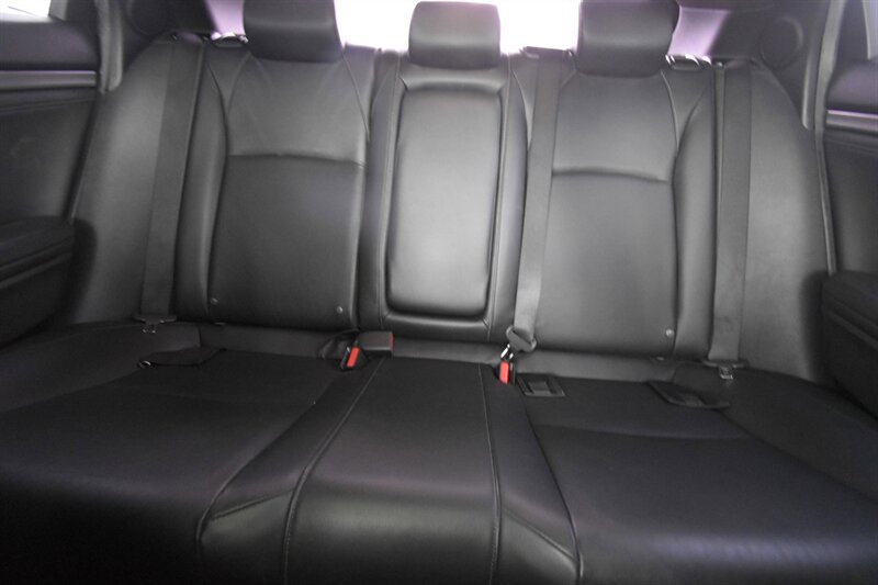 2020 Honda Civic Sport Touring   - Photo 16 - Midway City, CA 92655