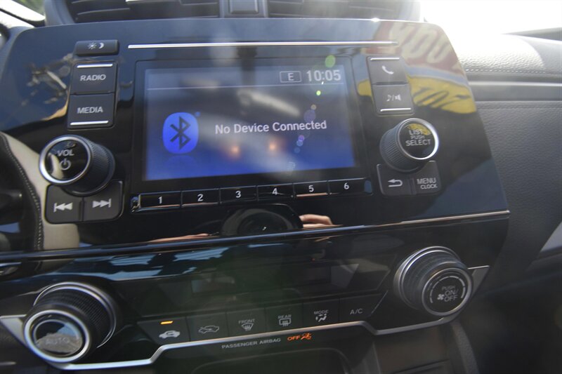 2018 Honda CR-V LX - Photo 13 - Midway City, CA 92655