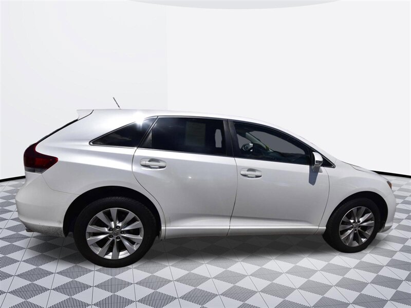 2014 Toyota Venza LE   - Photo 5 - Midway City, CA 92655