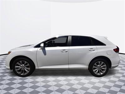 2014 Toyota Venza LE   - Photo 2 - Midway City, CA 92655