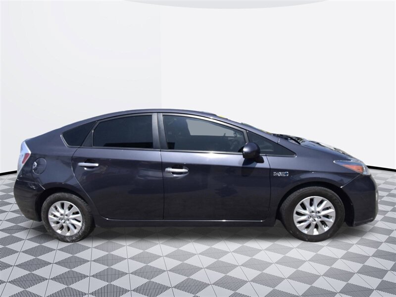 2015 Toyota Prius One   - Photo 5 - Midway City, CA 92655