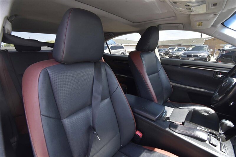 2015 Lexus ES 350 Crafted Line   - Photo 19 - Midway City, CA 92655