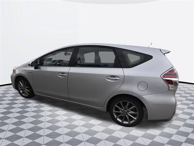 2015 Toyota Prius v Five   - Photo 6 - Midway City, CA 92655