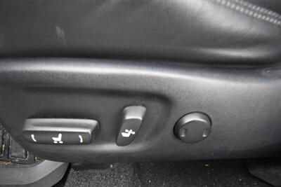 2015 Toyota Prius v Five   - Photo 10 - Midway City, CA 92655