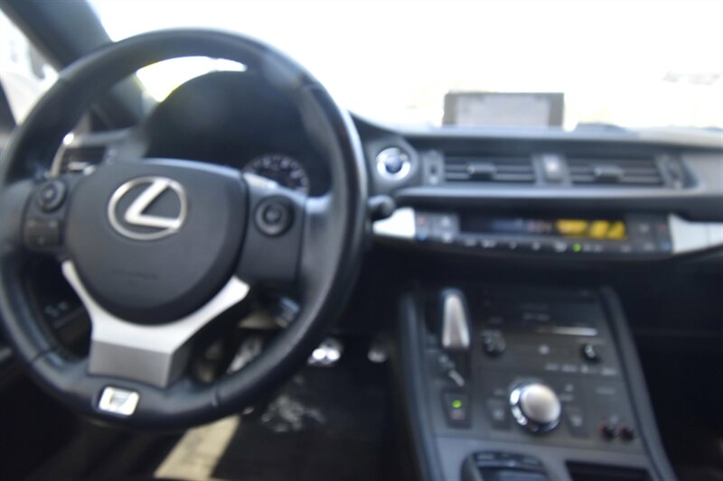 2014 Lexus CT 200h Hybrid   - Photo 13 - Midway City, CA 92655