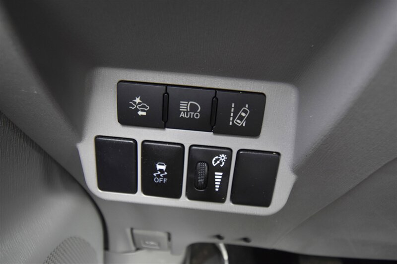 2017 Toyota Prius v Five*NAVIGATION*PANOROMA ROOF   - Photo 12 - Midway City, CA 92655