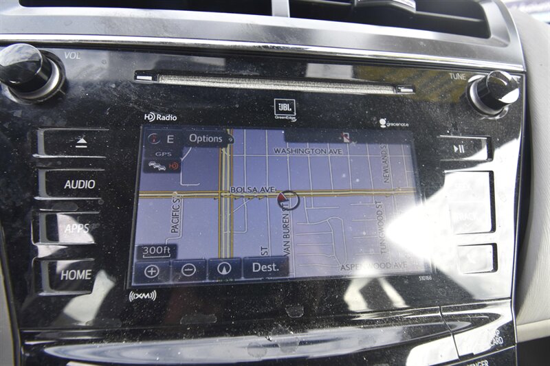 2017 Toyota Prius v Five*NAVIGATION*PANOROMA ROOF   - Photo 8 - Midway City, CA 92655