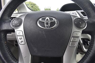 2017 Toyota Prius v Five*NAVIGATION*PANOROMA ROOF   - Photo 11 - Midway City, CA 92655