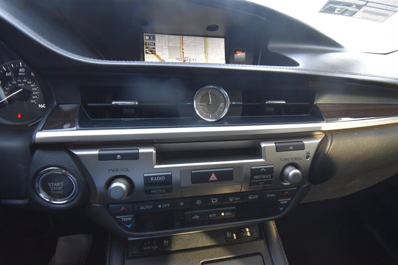 2018 Lexus ES 350 ES 350 - Photo 16 - Midway City, CA 92655