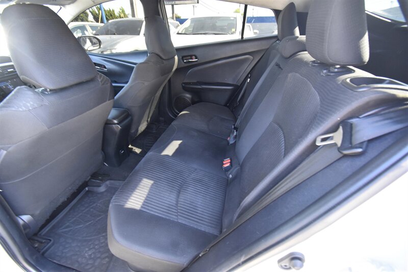 2018 Toyota Prius Two   - Photo 10 - Midway City, CA 92655