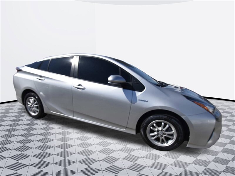 2018 Toyota Prius Two   - Photo 4 - Midway City, CA 92655