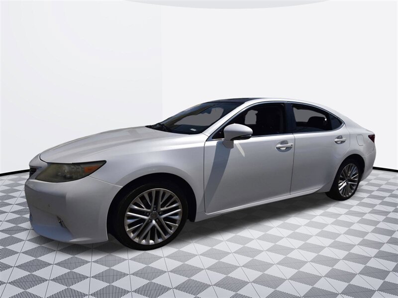 2014 Lexus ES 350 NAVIGATION*PANOROMA ROOF   - Photo 7 - Midway City, CA 92655