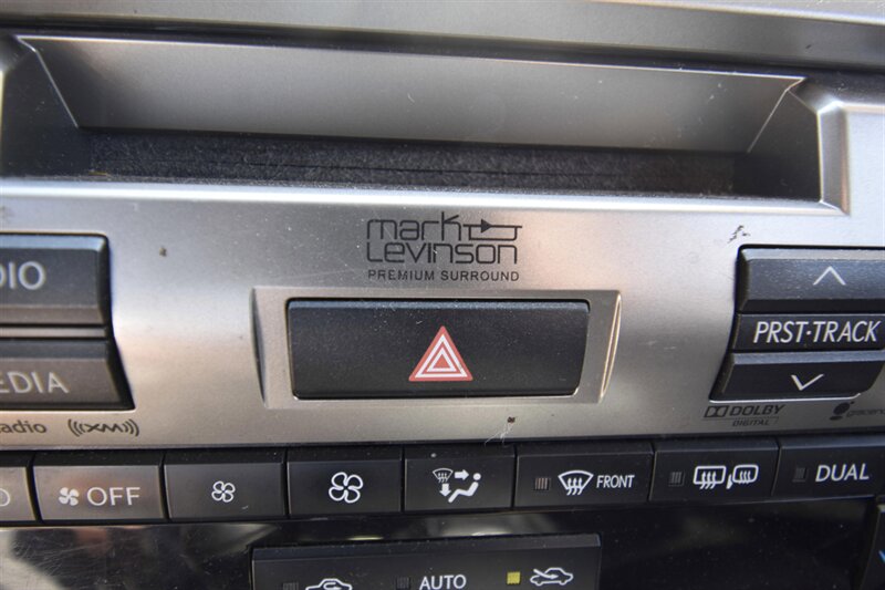 2014 Lexus ES 350 NAVIGATION*PANOROMA ROOF   - Photo 13 - Midway City, CA 92655