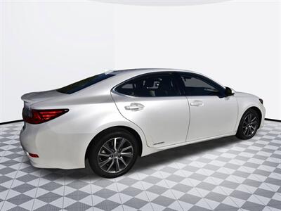 2017 Lexus ES 300h ES 300h   - Photo 5 - Midway City, CA 92655