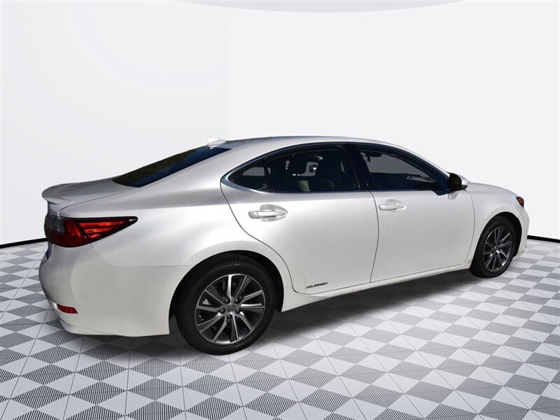 2017 Lexus ES 300h ES 300h   - Photo 2 - Midway City, CA 92655