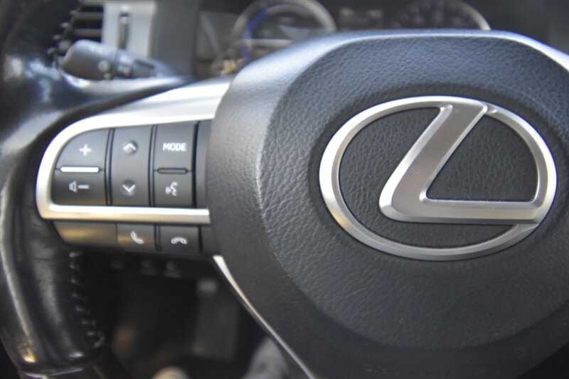 2017 Lexus ES 300h ES 300h   - Photo 9 - Midway City, CA 92655