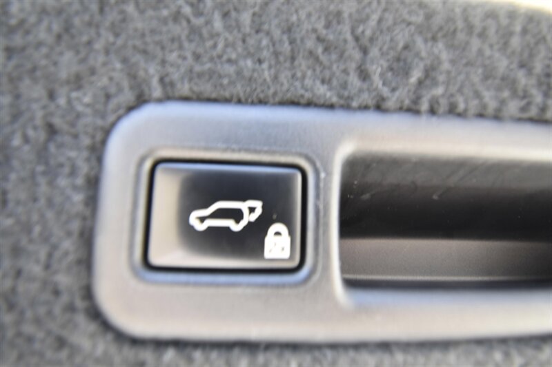 2016 Lexus RX 450h NAVIGATION   - Photo 17 - Midway City, CA 92655
