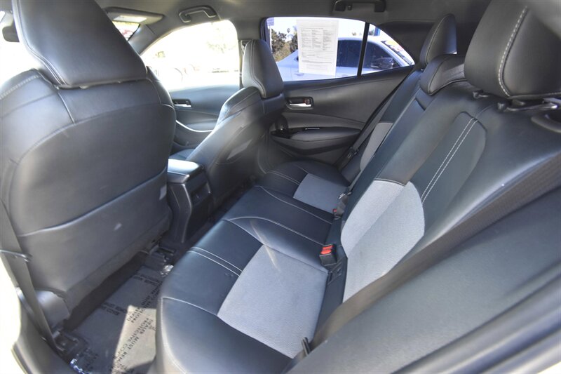 2019 Toyota Corolla Hatchback SE   - Photo 10 - Midway City, CA 92655