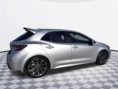 2019 Toyota Corolla Hatchback SE   - Photo 3 - Midway City, CA 92655