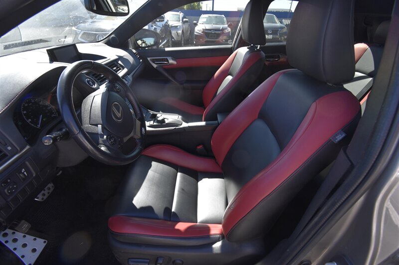 2016 Lexus CT 200h Hybrid   - Photo 9 - Midway City, CA 92655