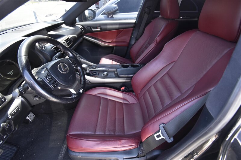 2018 Lexus IS 300 F SPORT  