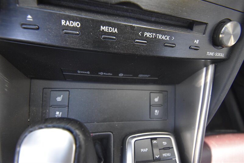 2018 Lexus IS 300 F SPORT   - Photo 13 - Midway City, CA 92655