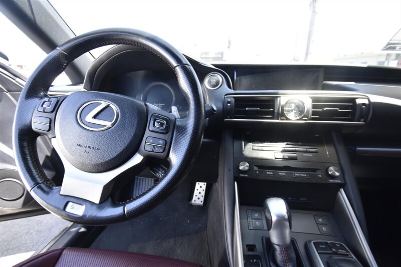 2018 Lexus IS 300 F SPORT   - Photo 10 - Midway City, CA 92655