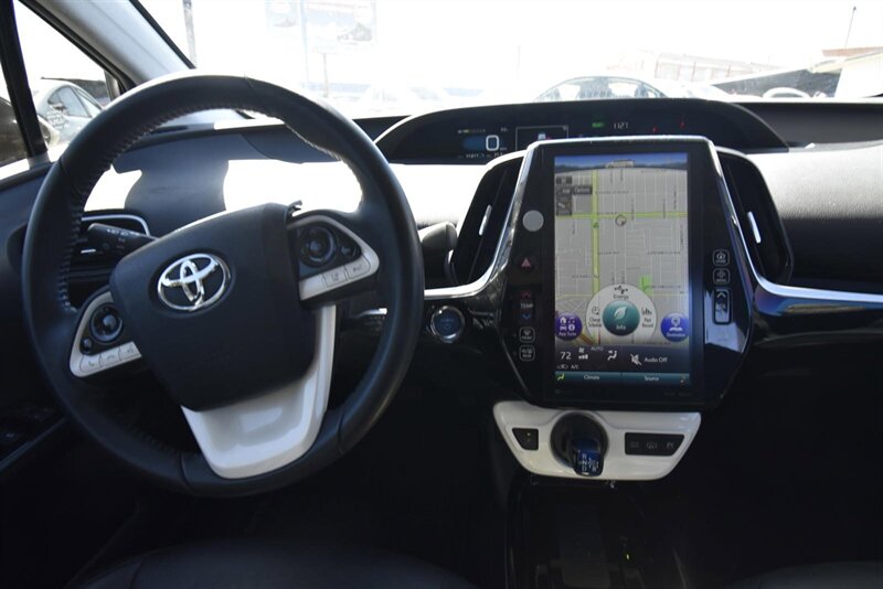 2017 Toyota Prius Prime Premium   - Photo 8 - Midway City, CA 92655