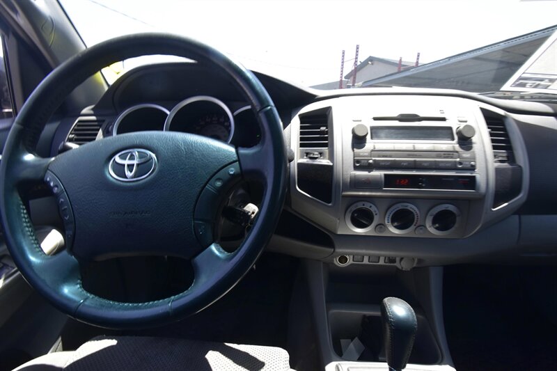 2009 Toyota Tacoma PreRunner   - Photo 8 - Midway City, CA 92655