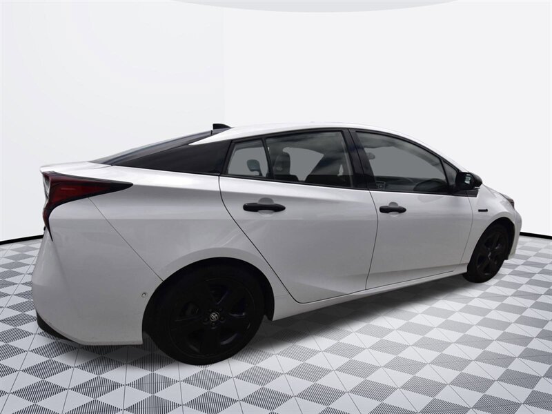 2022 Toyota Prius Nightshade   - Photo 7 - Midway City, CA 92655